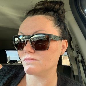 Oakley Twoface XL prism